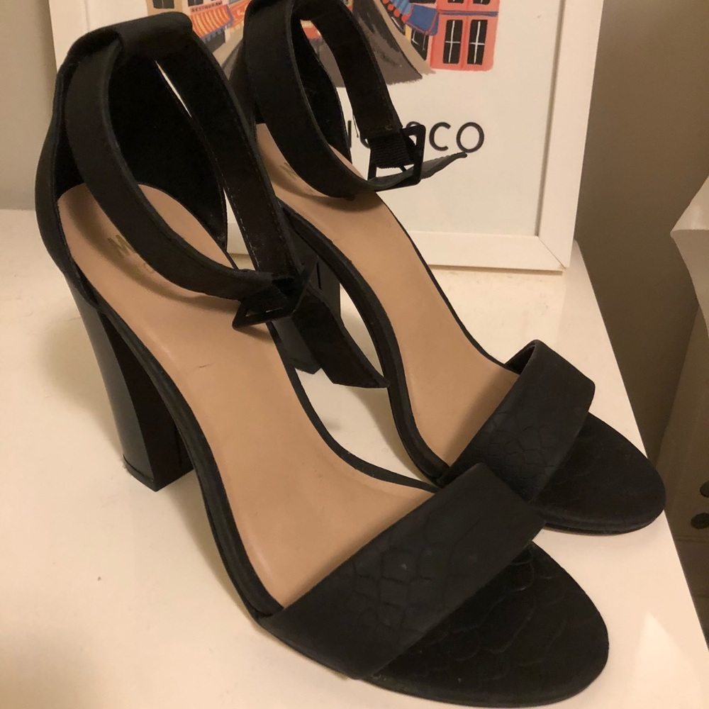 Mix No. 6 Avery Block Heel